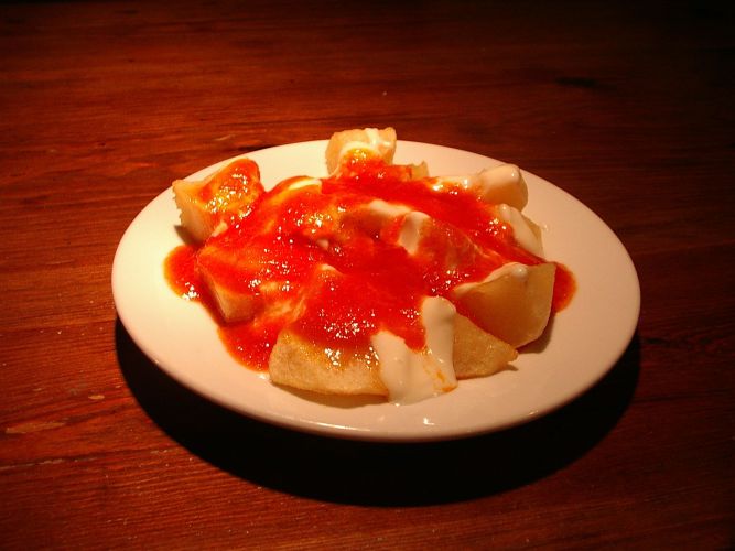 PATATAS BRABAS 